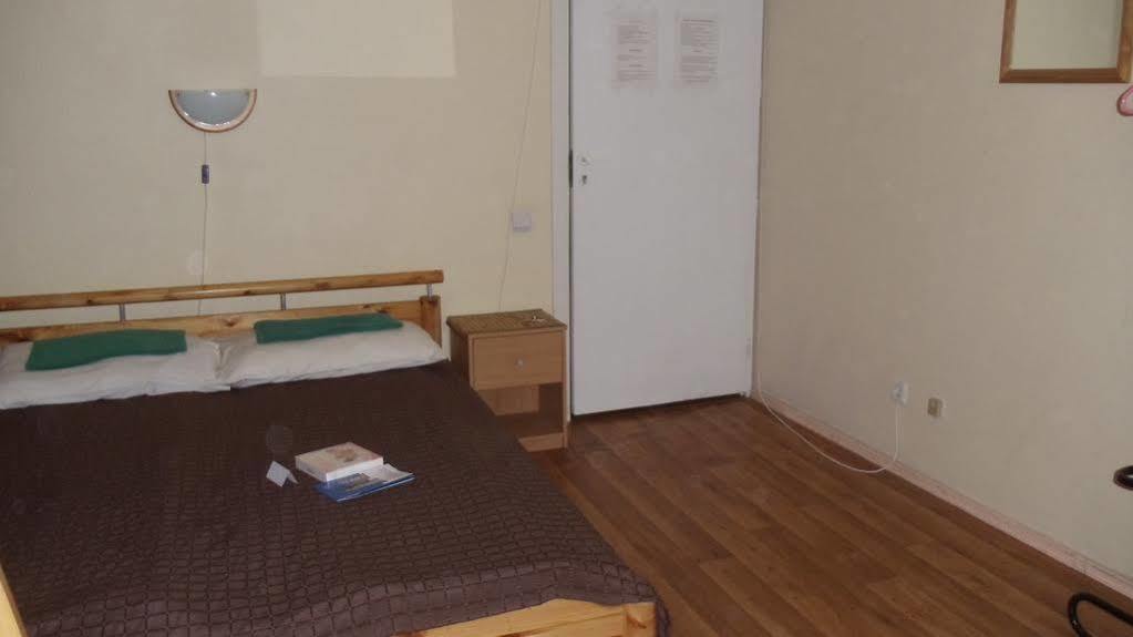 Dome Pearl Hostel Ρίγα Εξωτερικό φωτογραφία